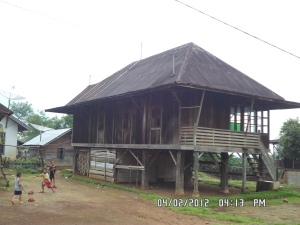 Pagar Alam. Sebuah rumah panggung tradisional orang Pagar Alam.